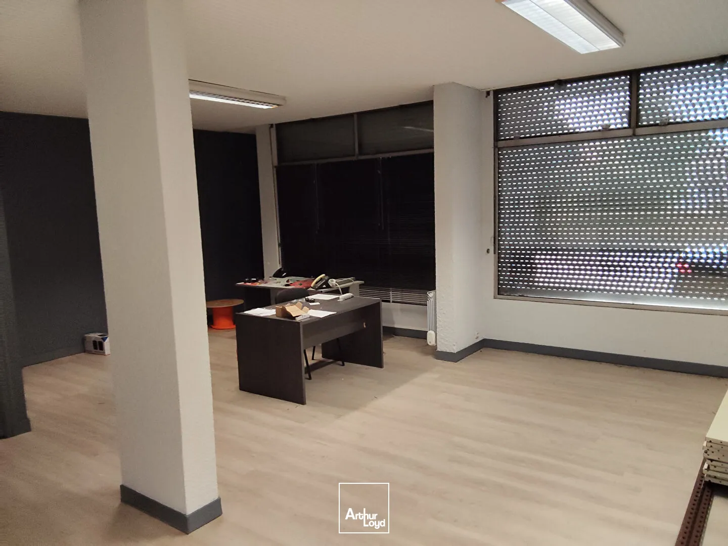À LOUER - Bureaux 89 m² avec parking - Secteur prisé de SAINTE-CLAIRE - LIMOGES