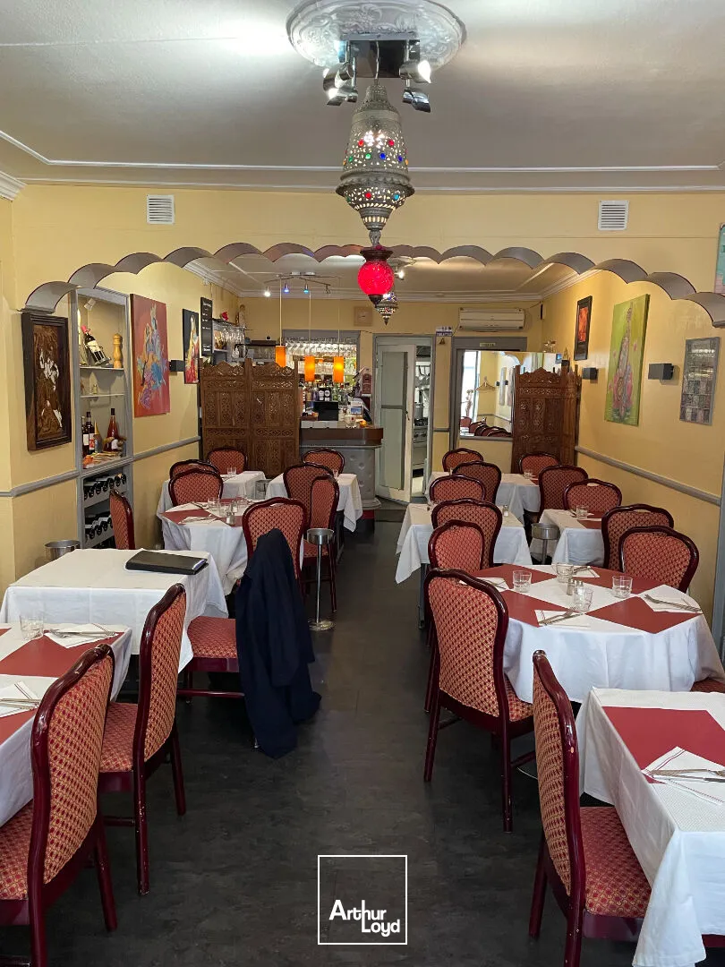 A LOUER - Hyper centre-ville de Limoges - Secteur des Halles - Local restauration