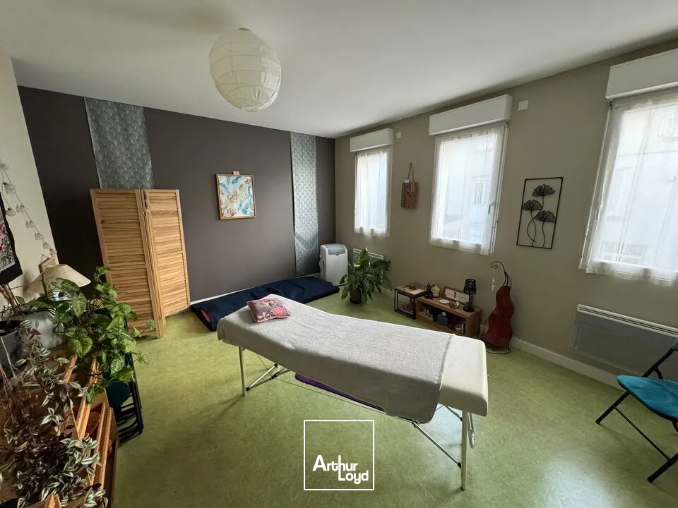 BUREAUX 22M² ENVIRONNEMENT MEDICAL ET PARAMEDICAL A LOUER 