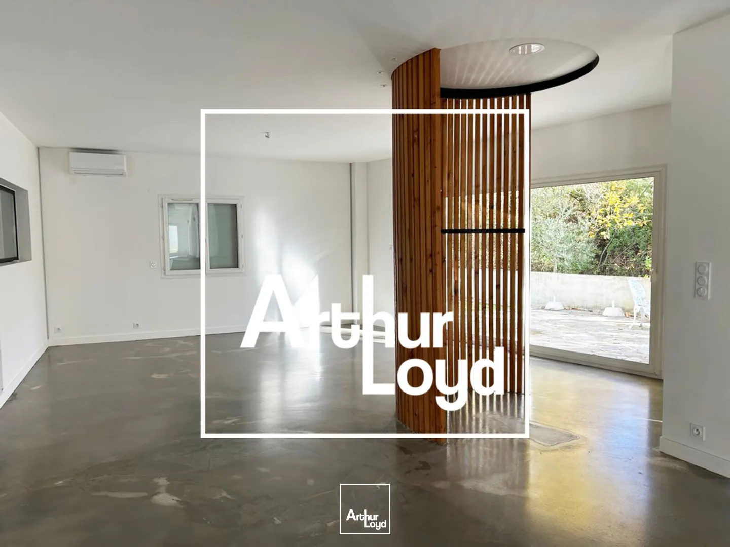 LOCAL PROFESSIONNEL 100 M² A LOUER MONTFERRIER SUR LEZ