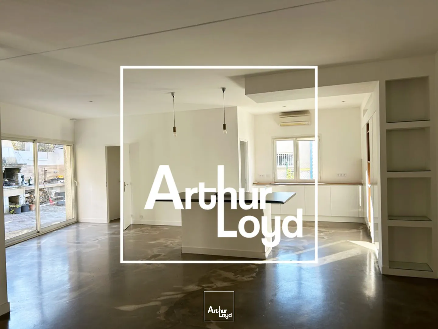 LOCAL PROFESSIONNEL 100 M² A LOUER MONTFERRIER SUR LEZ