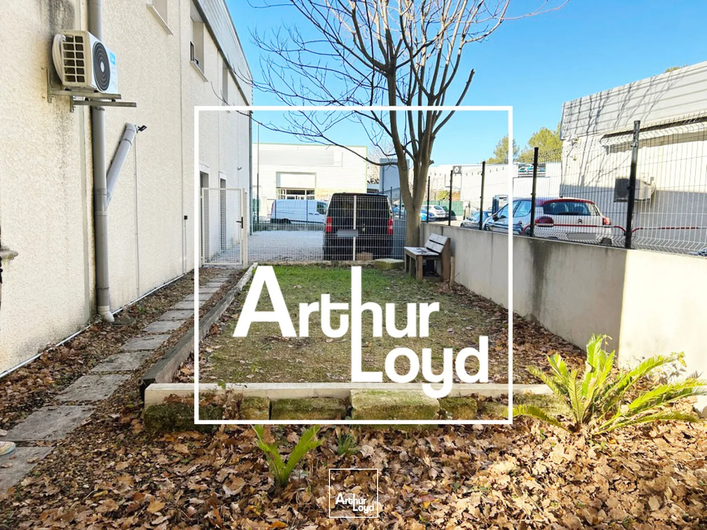 LOCAL PROFESSIONNEL 100 M² A LOUER MONTFERRIER SUR LEZ