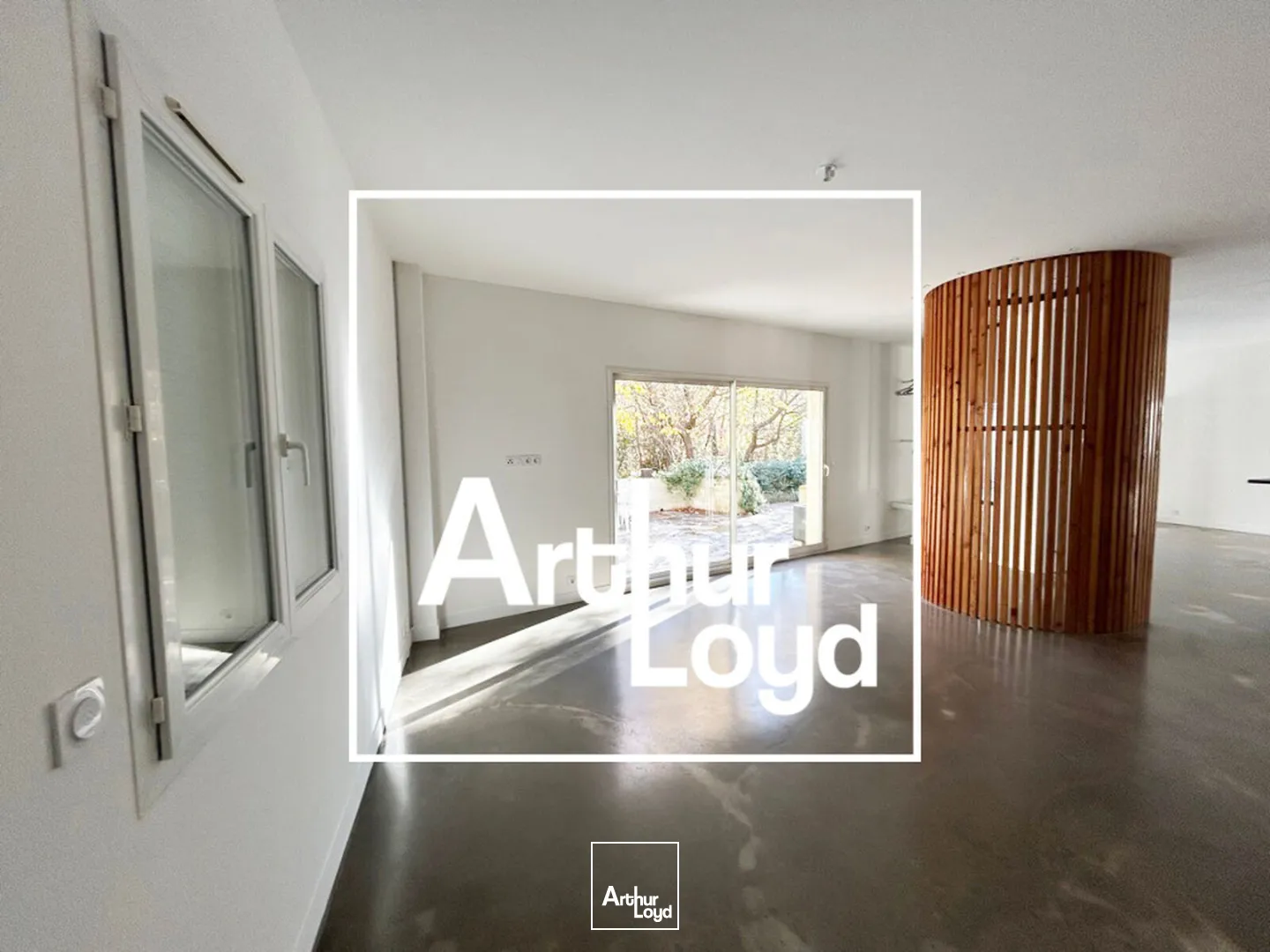 LOCAL PROFESSIONNEL 100 M² A LOUER MONTFERRIER SUR LEZ