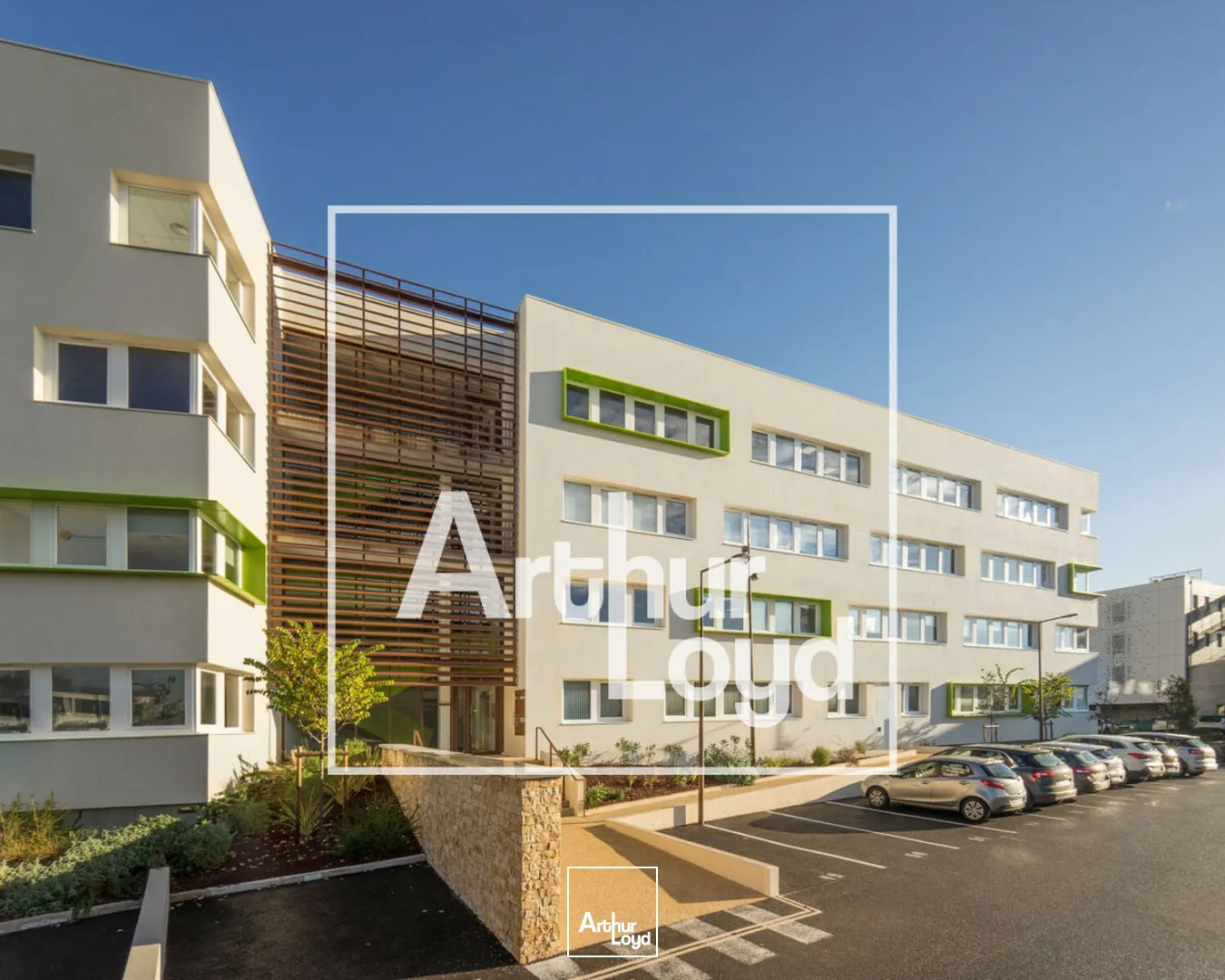 NIMES SUD - BUREAUX A VENDRE - R+2 - avec parkings