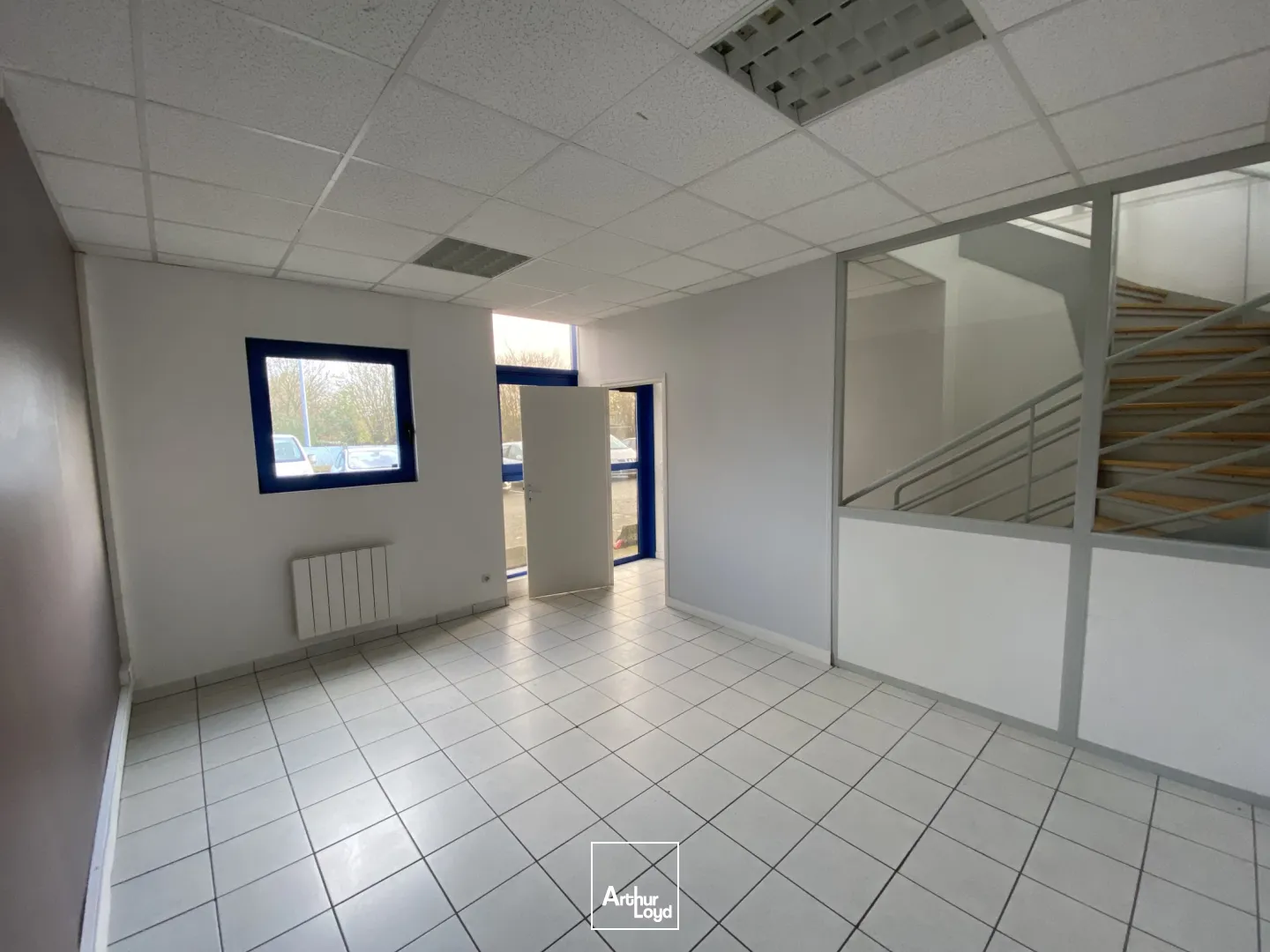 Location bureaux de 90 m2 à Allonne, à Beauvais, proximité A16