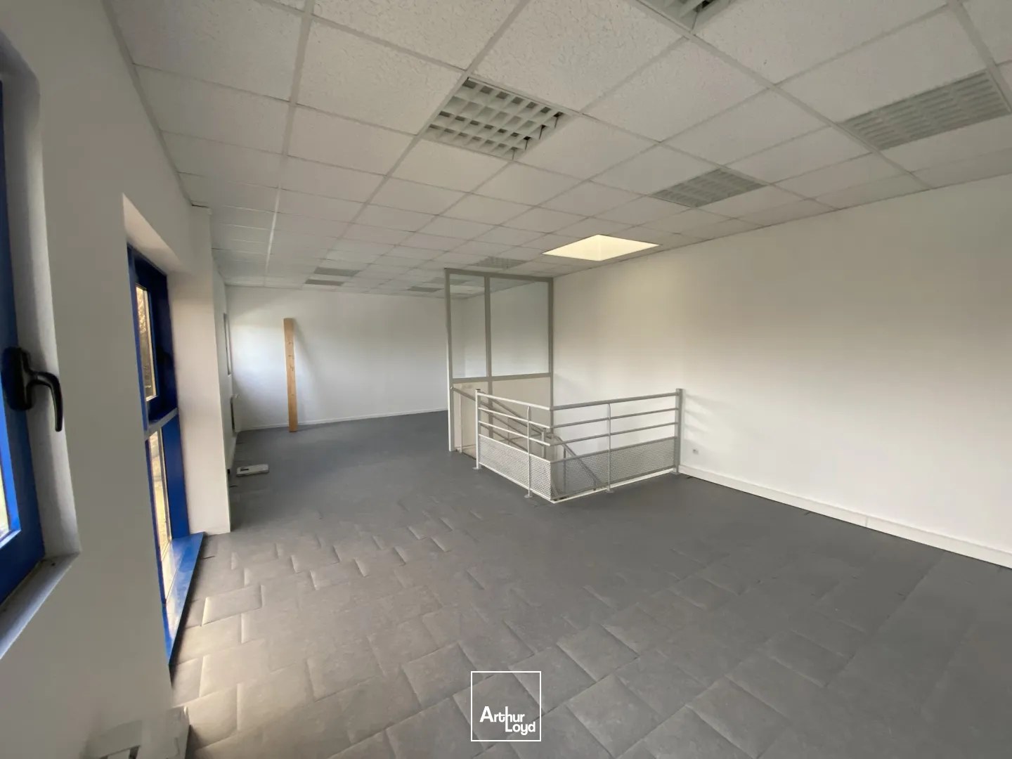 Location bureaux de 90 m2 à Allonne, à Beauvais, proximité A16