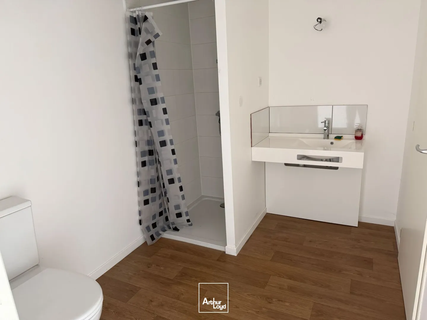 LOCAL D'ACTIVITE A LOUER - MONTRABE