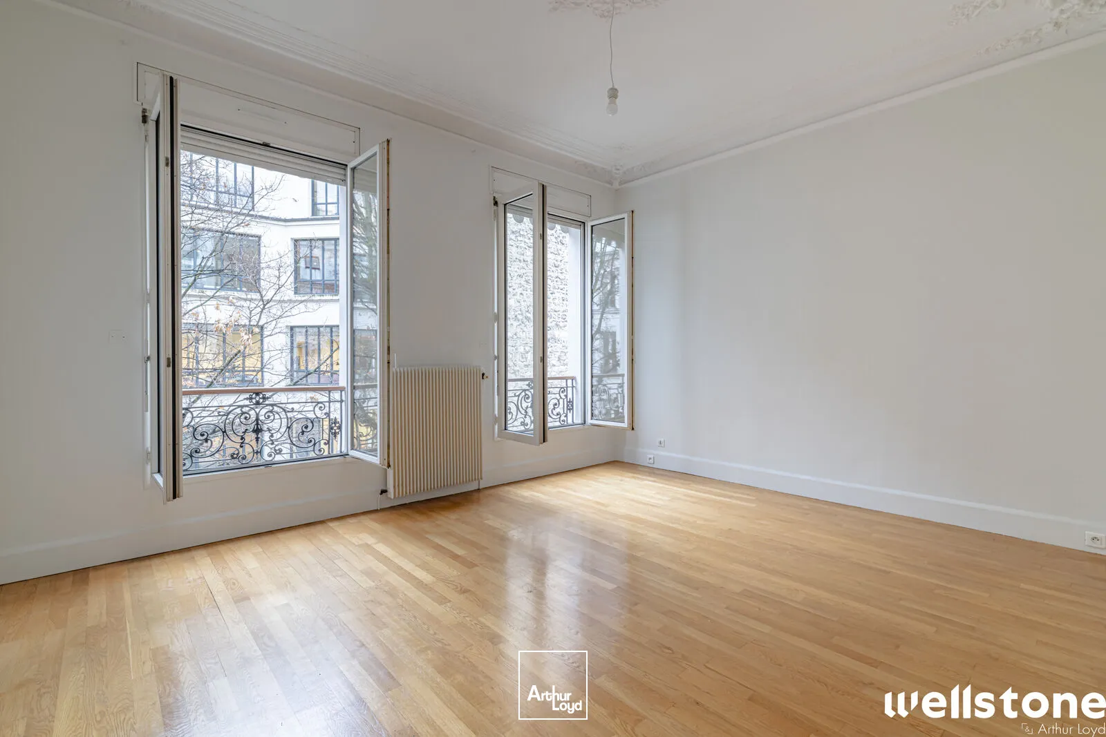 Bureaux à louer à PARIS 75008