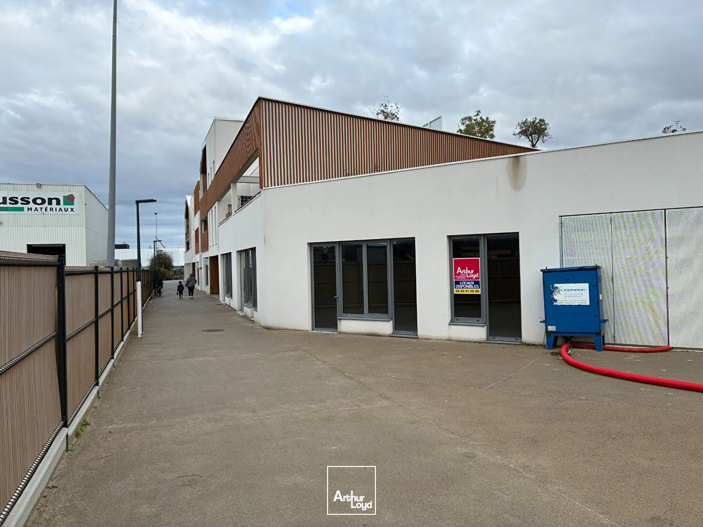 Locaux commerciaux - Location - LAGORD - 17140 - 171.92-171.92 - 7605406