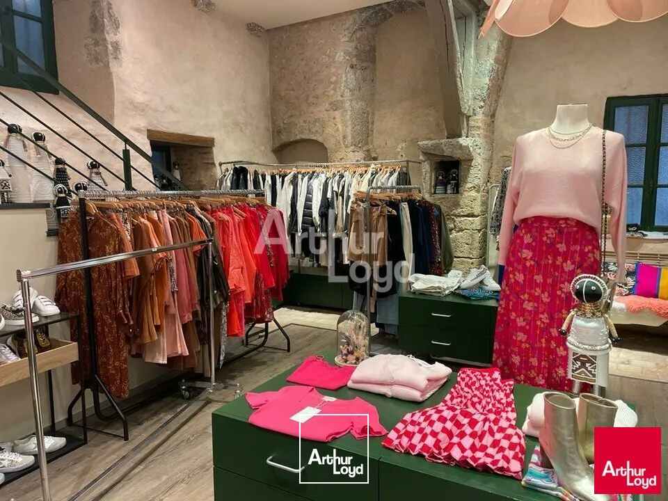 BLOIS HYPERCENTRE - LOCATION LOCAL COMMERCIAL DE 185 M² - TOP N°1