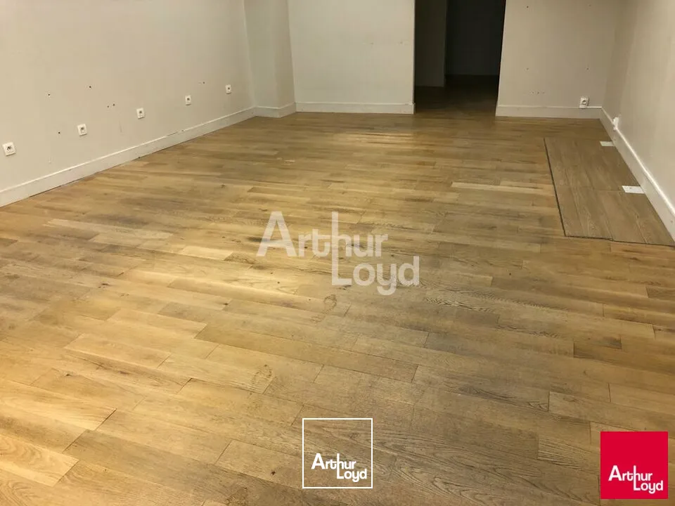 BLOIS CENTRE - LOCATION LOCAL COMMERCIAL DE 49 M² - RUE PIÉTONNE