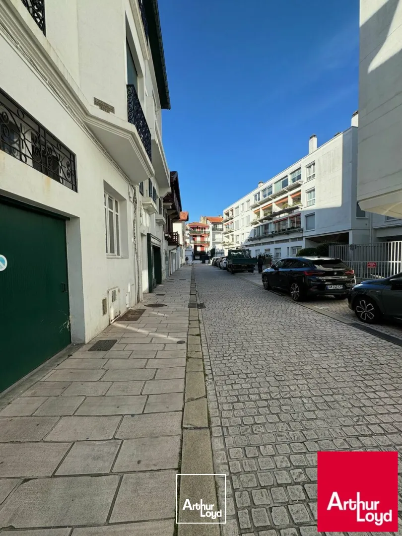PLEIN CENTRE - SAINT-JEAN-DE-LUZ - 40M2