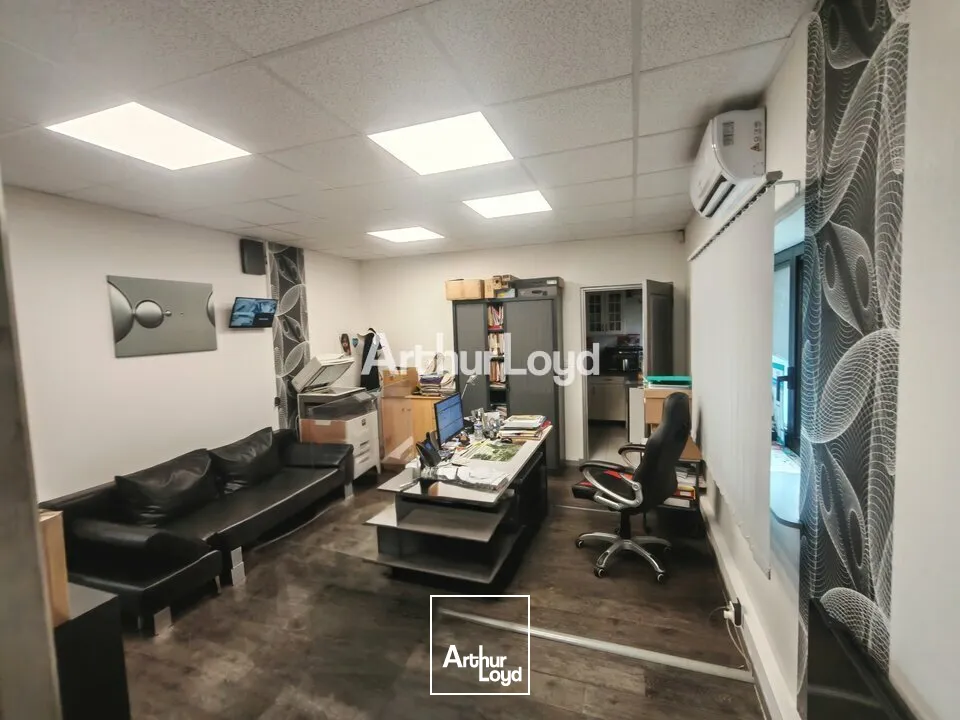 A louer - local d'activité de 400m2 situé ZAC DU MONT MICHAUD à Saint Memmie