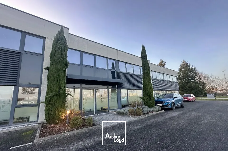 BUREAUX à LOUER de 220 m²