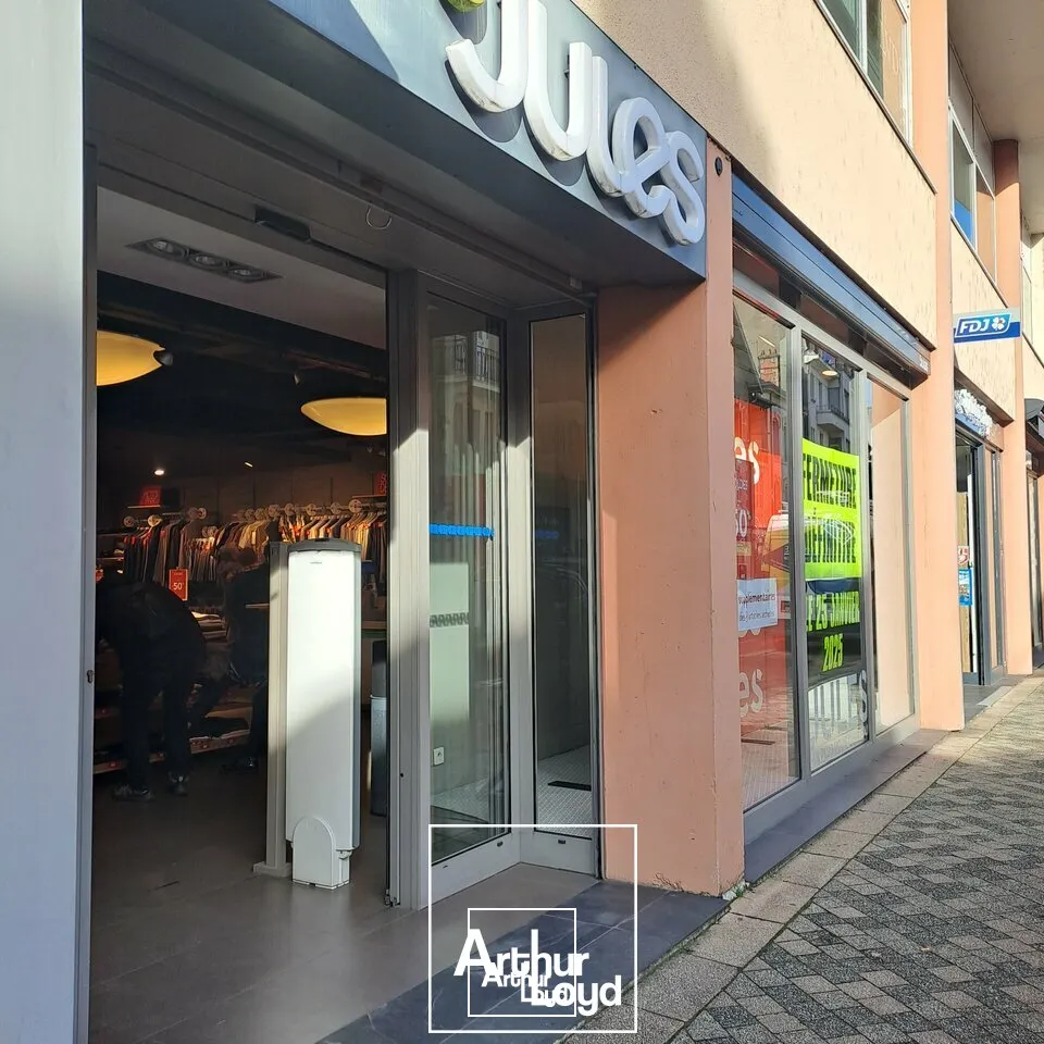 Local commercial 200 m² à louer  Centre-ville Tulle, emplacement premium