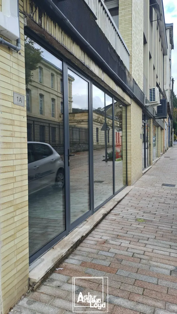Local commercial 80m² à louer  Centre-ville Tulle, emplacement stratégique