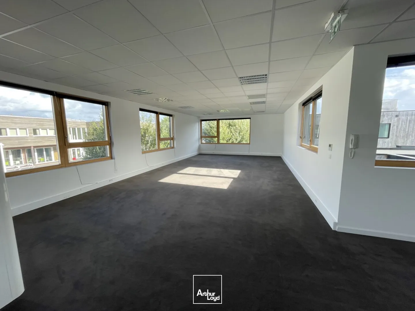 Bureaux récents et performants au coeur d'un pôle tertiaire stratégique de la métropole lilloise