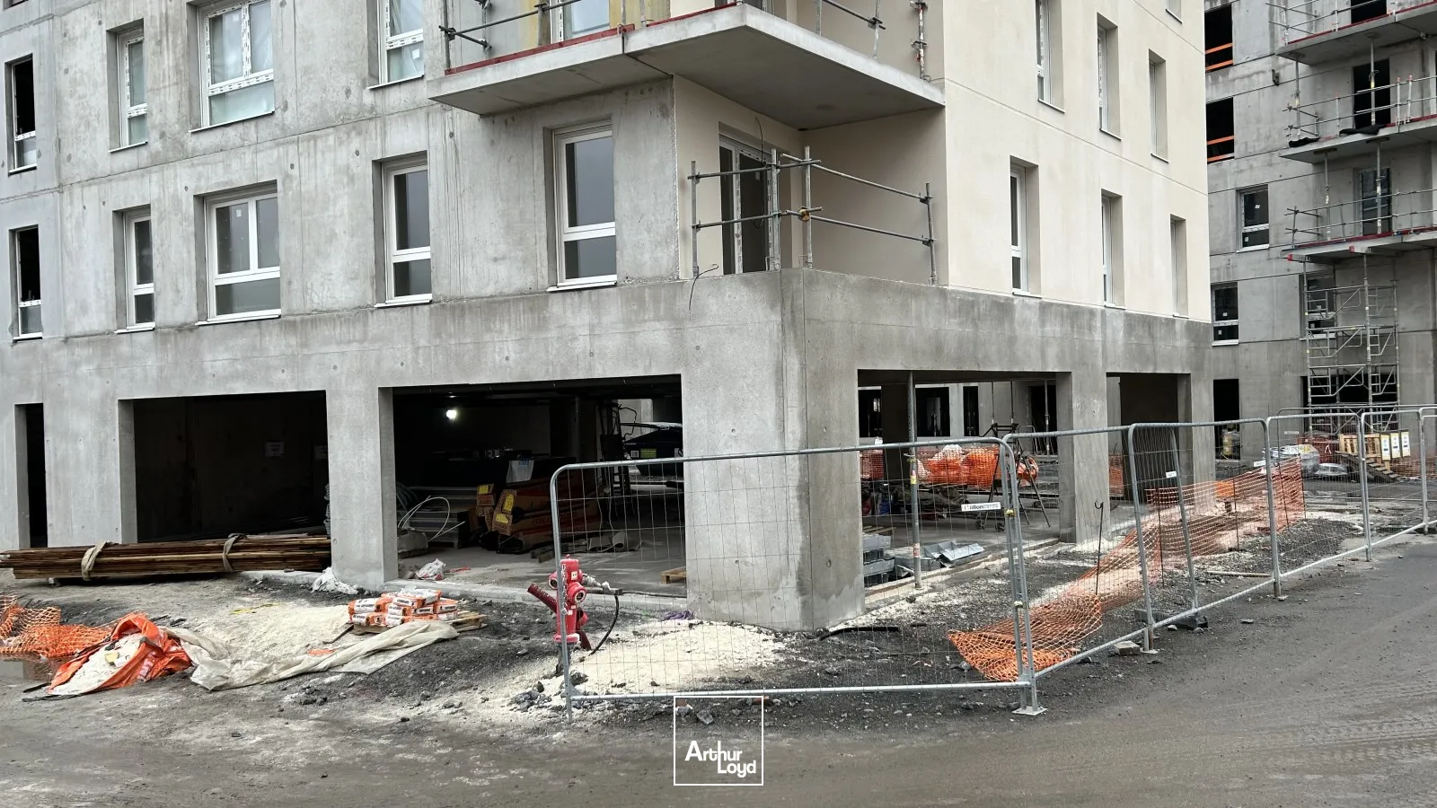 CELLULES COMMERCIALES À VENDRE SUR SAINT ANDRÉ LEZ LILLE / QUAI 22Disponible à la location