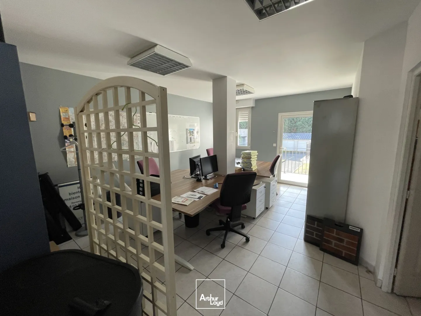 A VENDRE LOCAL COMMERCIAL VALENCIENNES DE 90M2