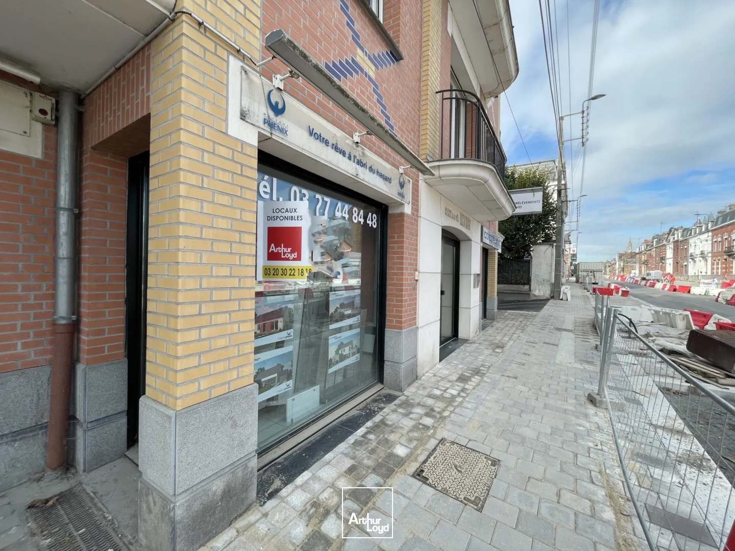 A VENDRE LOCAL COMMERCIAL VALENCIENNES DE 90M2