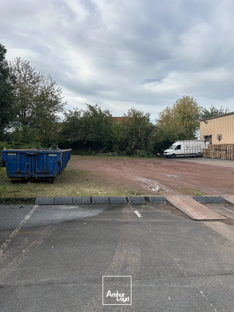 Atelier et bureaux, à vendre Tourcoing. 