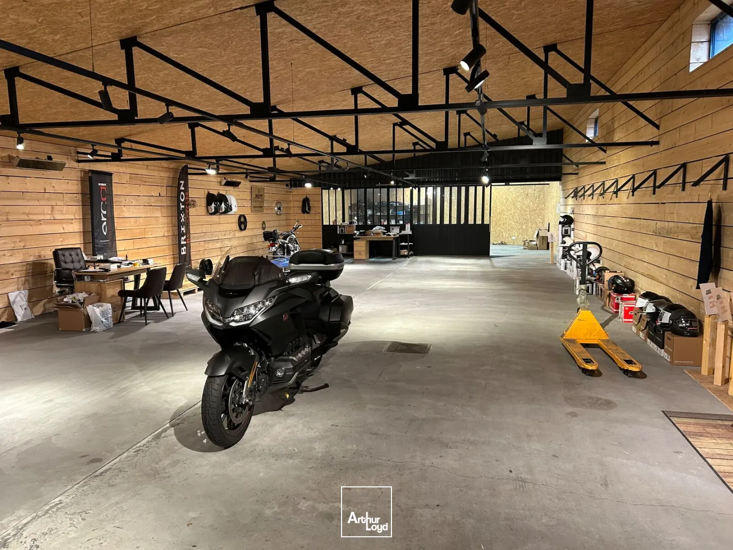 Entrepôt - Showroom à louer à Marcq-en-Baroeul