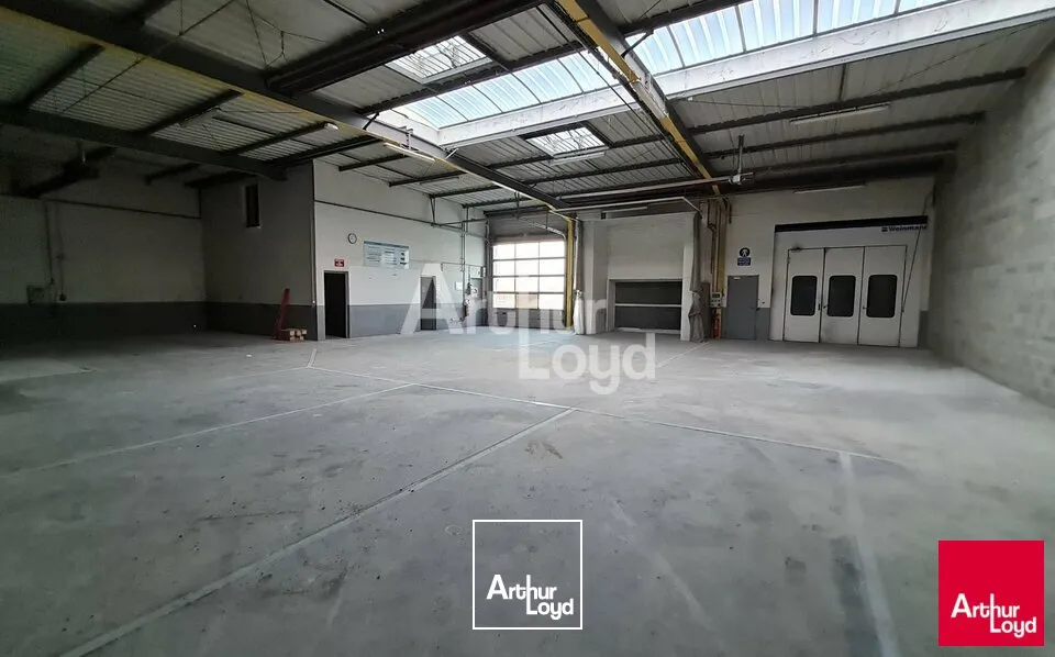 CHATEAUROUX ST MAUR CAP SUD - A LOUER - ESPACE D'ACTIVITE de 387m² - 1998