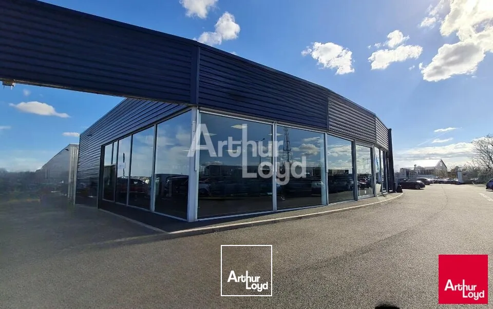 CHATEAUROUX ST MAUR CAP SUD - A LOUER - LOCAL COMMERCIAL de 380 m² - 1998