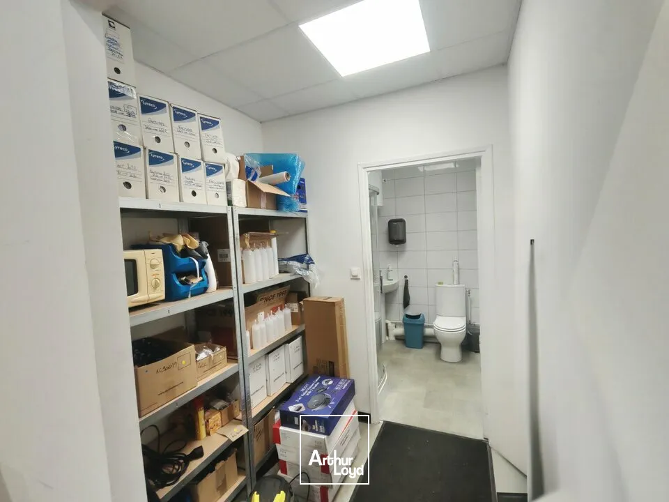 A Louer - Local d'activité de 258m2 avec bureaux secteur ZAC LA HUSSELLE