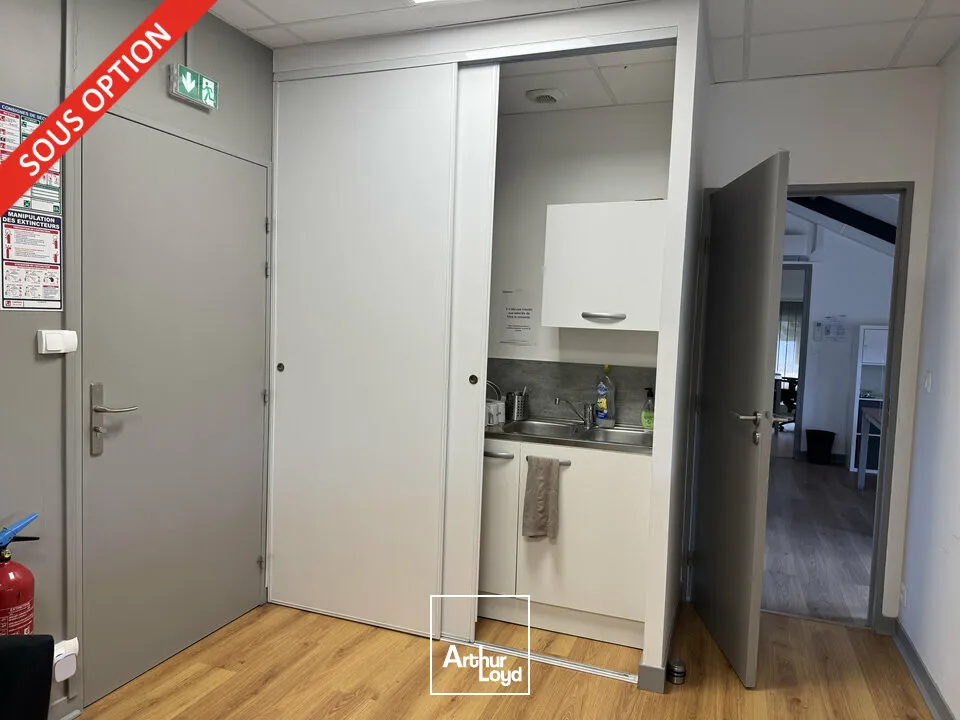 SAINT AVERTIN BUREAUX A VENDRE 234 M² PARKINGS PARFAIT ETAT OPPORTUNITE