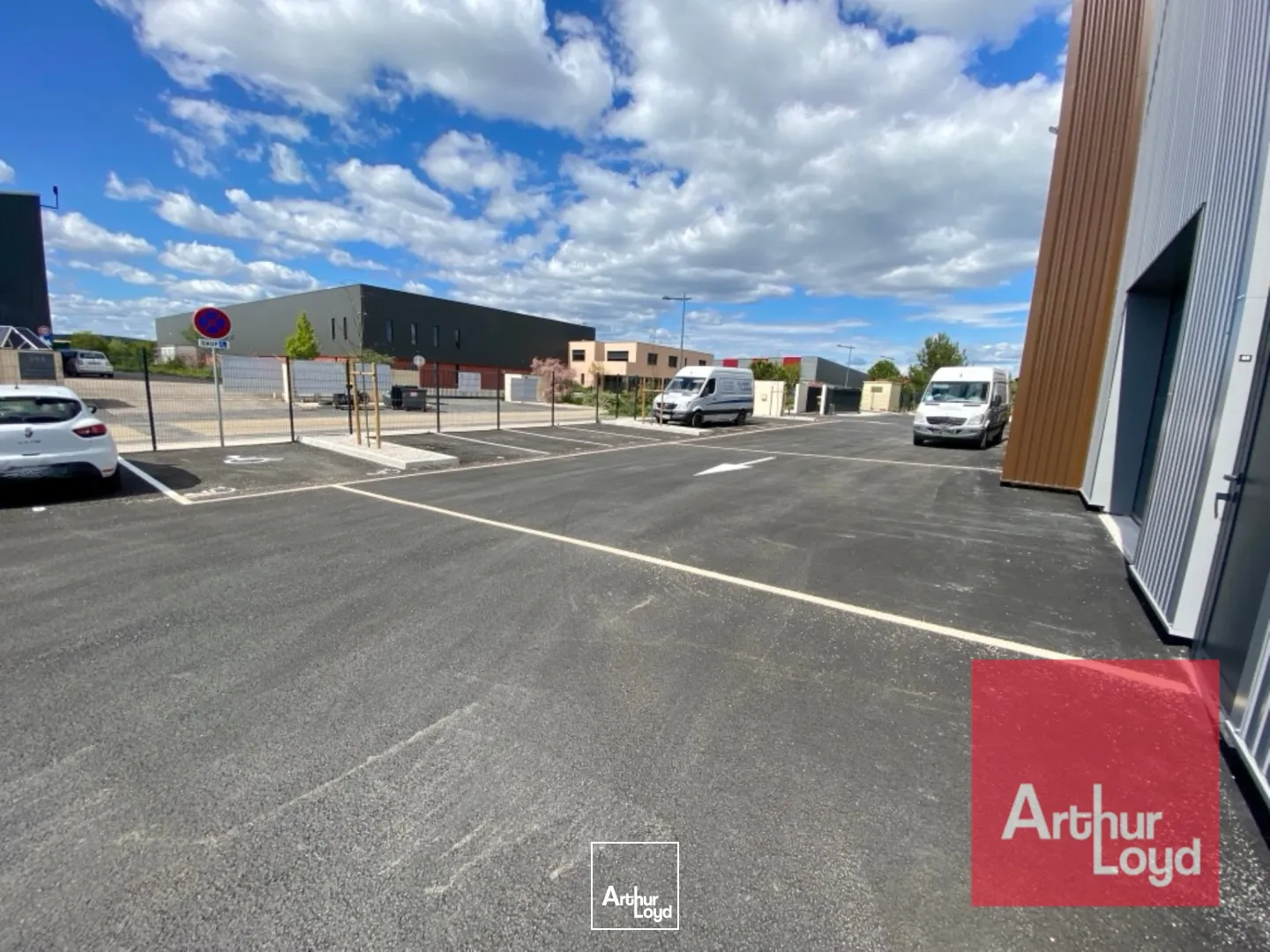 Locaux d'activité & Entrepôts - Vente - VAILHAUQUES - 34570 - 150.52-1601.29 - 7606154