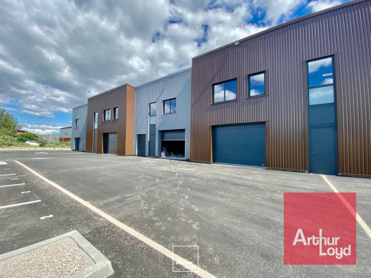 Locaux d'activité & Entrepôts - Vente - VAILHAUQUES - 34570 - 150.52-1601.29 - 7606156