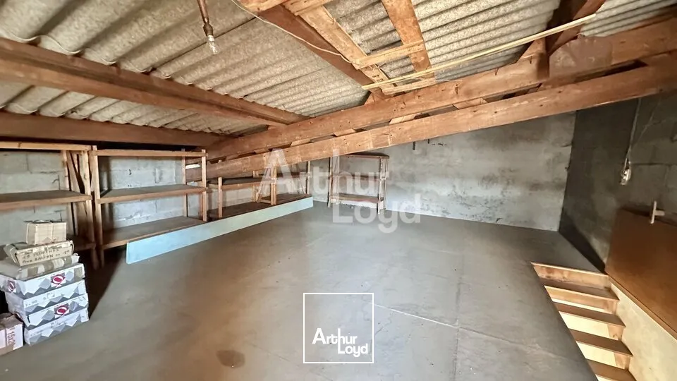 À LOUER  Local d'activité de 163 m²  La Ravoire 73490