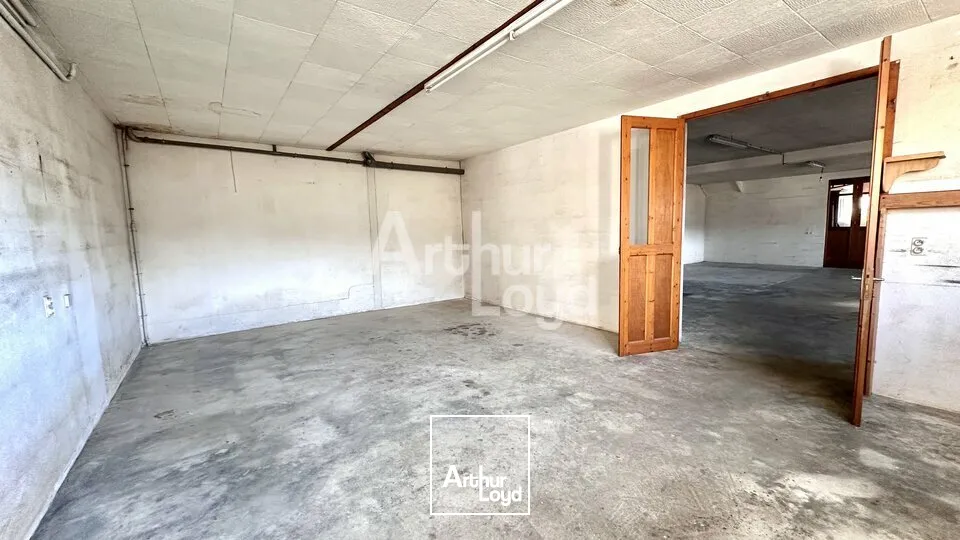 À LOUER  Local d'activité de 163 m²  La Ravoire 73490