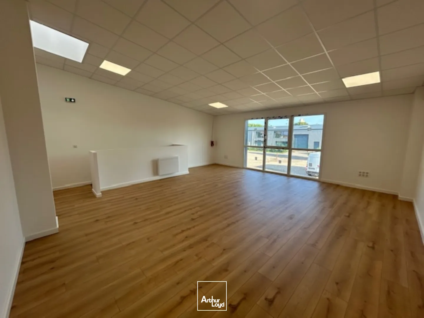 Locaux d'activité à louer à MARBEUF 27110