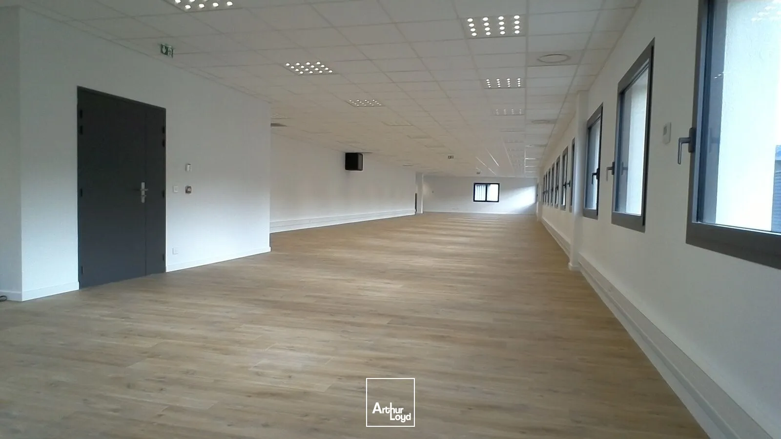 Bureaux avec parkings à louer - Les Paluds - Aubagne