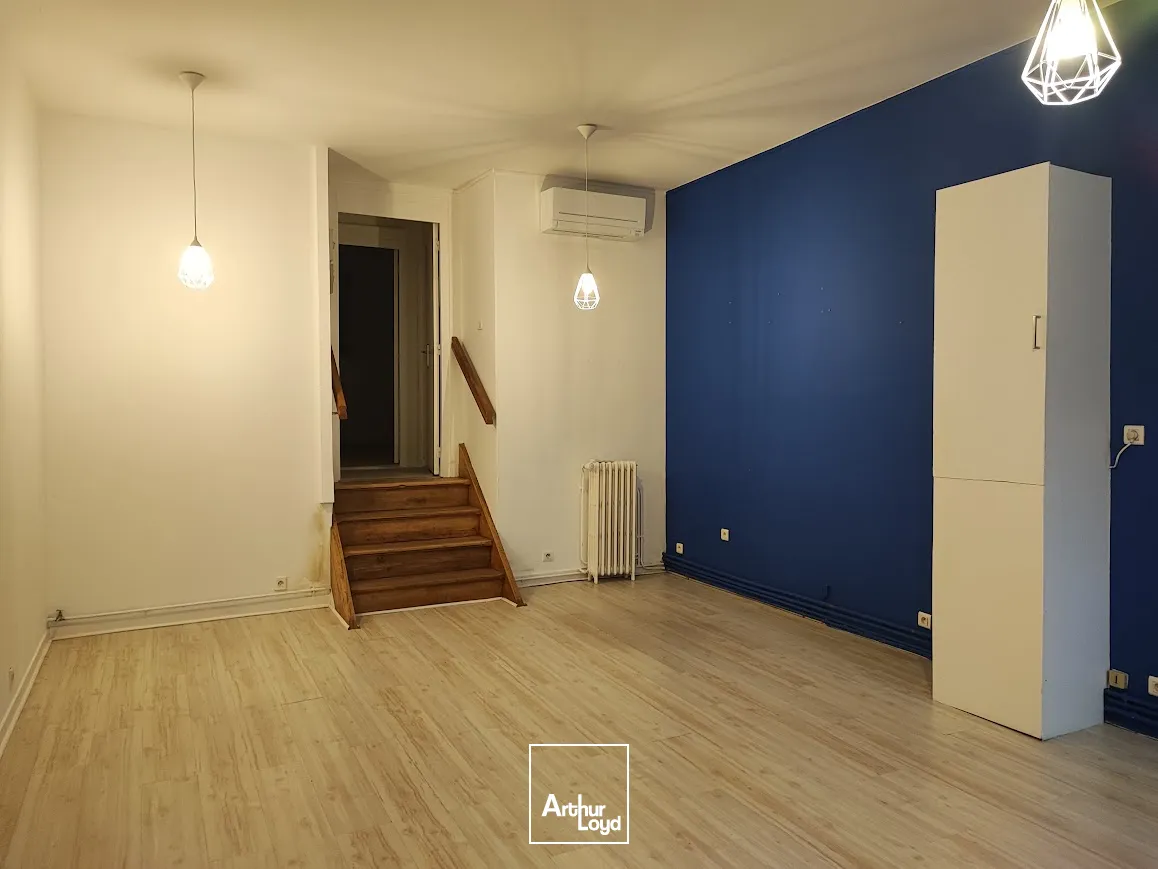 A LOUER - LIMOGES Centre-ville / Place d'Aine - Bureaux 58 m² c