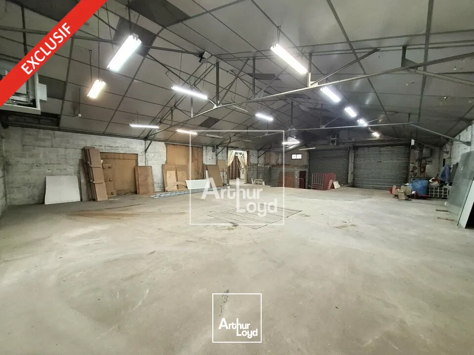 Bâtiment indépendant - rare sur secteur 