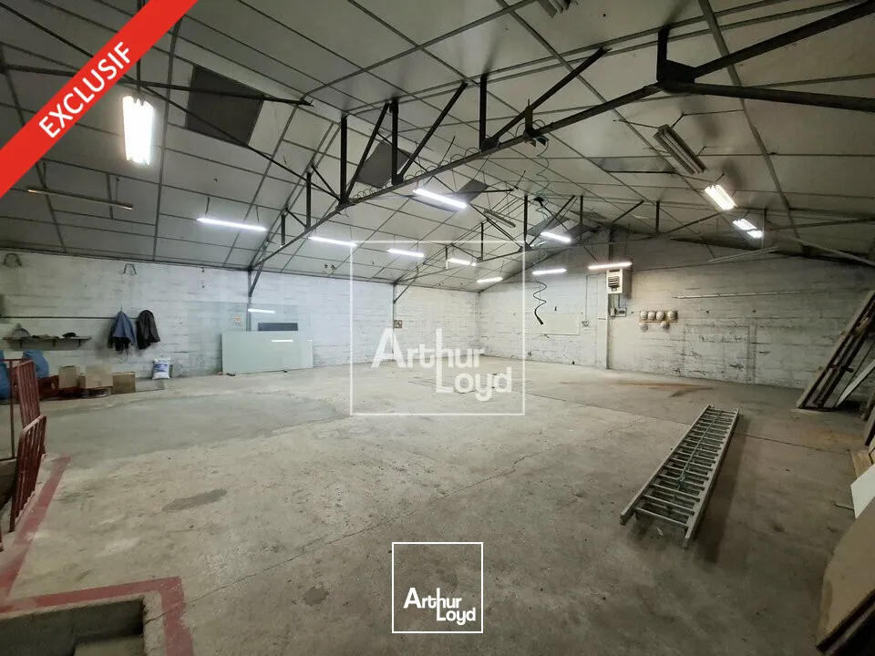 Bâtiment indépendant - rare sur secteur 