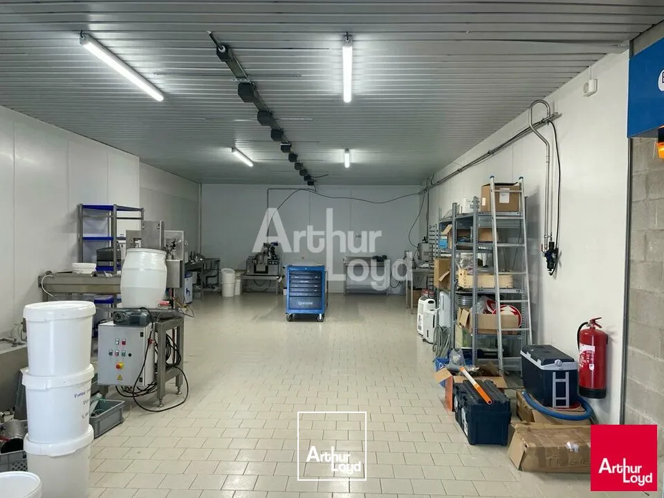 CONTRES - VENTE LOCAL D'ACTIVITE DE 1&nbsp;000 M² - ZONE INDUSTRIELLE