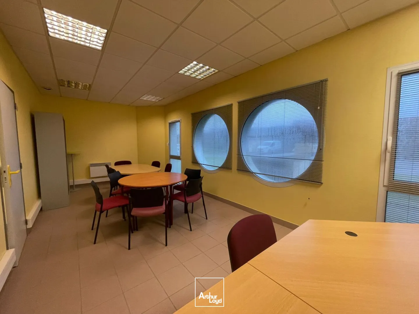 LOCATION - BUREAUX ET LOCAUX D'ACTIVITE - PONTIVY
