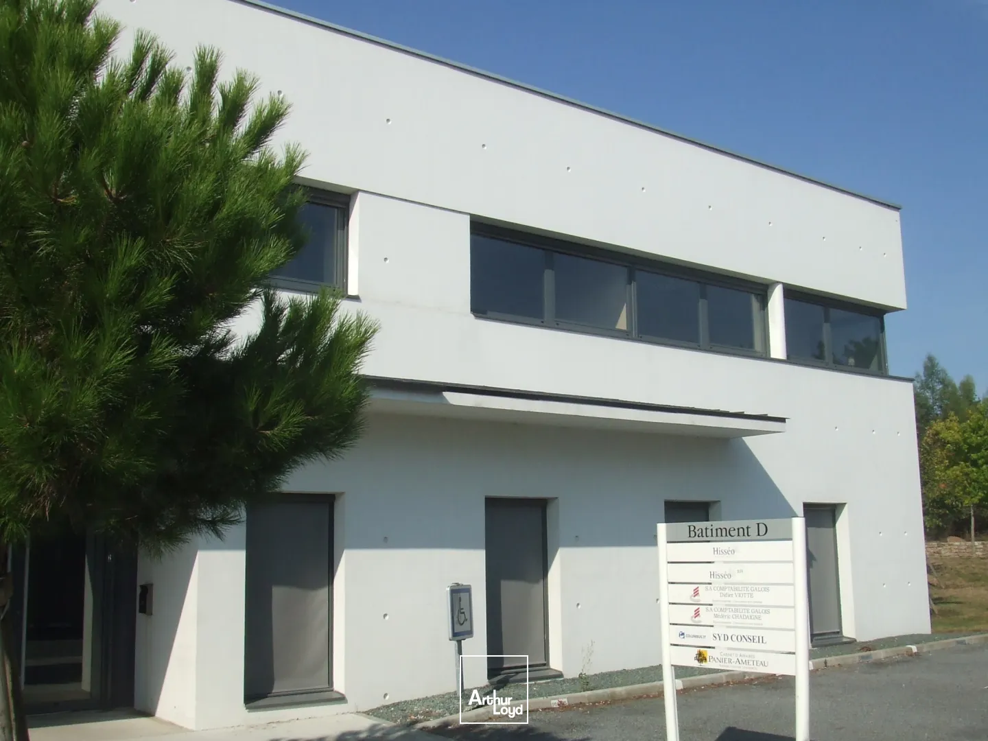 PLATEAU DE BUREAUX À LOUER OU À VENDRE- ZONE DU MOULIN NEUF