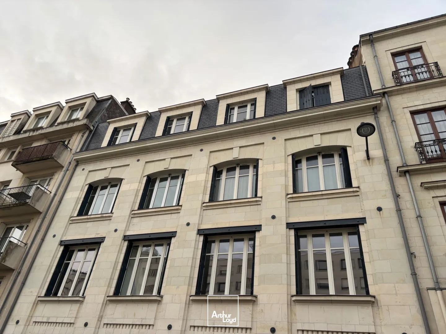BUREAUX EN LOCATION-140 M²-CENTRE VILLE DE NANTES QUARTIER GRASLIN