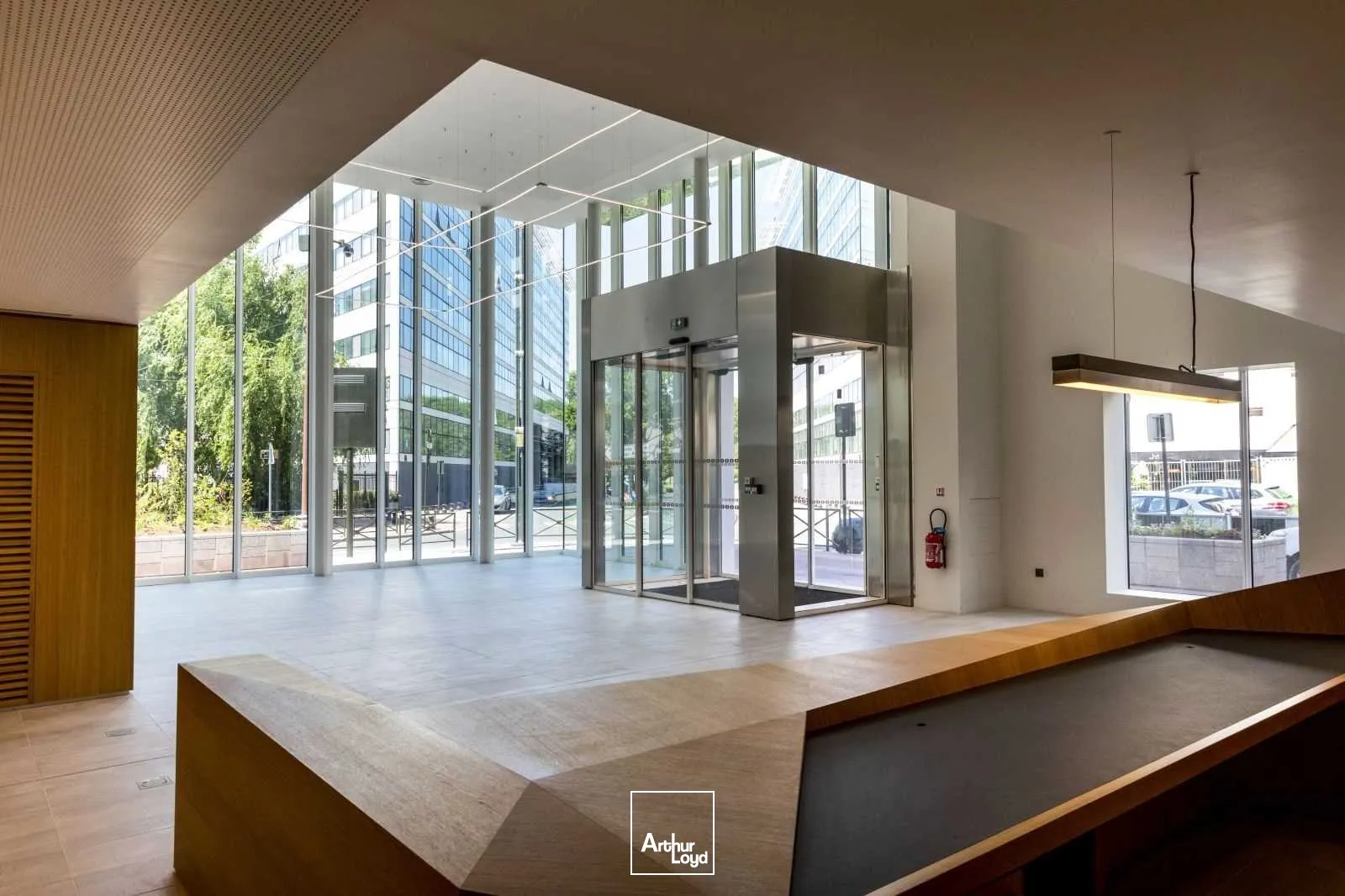 Bureaux - Location - LEVALLOIS PERRET - 92300 - 832-6373 - 7608087