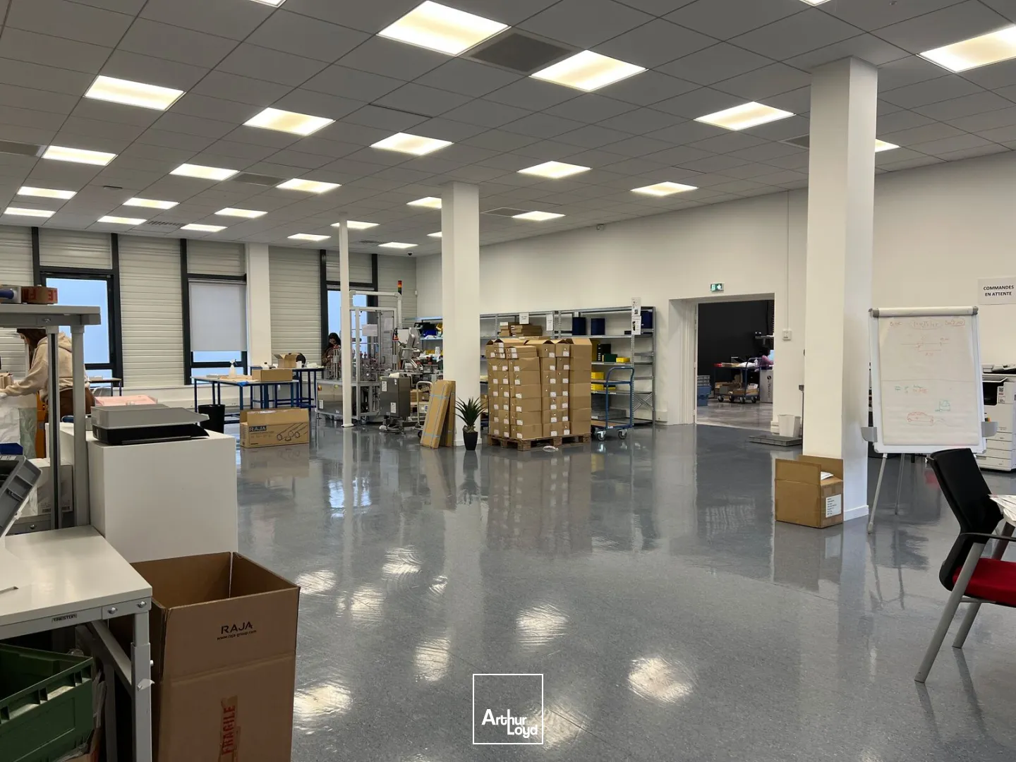 Locaux d'activité à louer à TREMBLAY EN FRANCE 93290