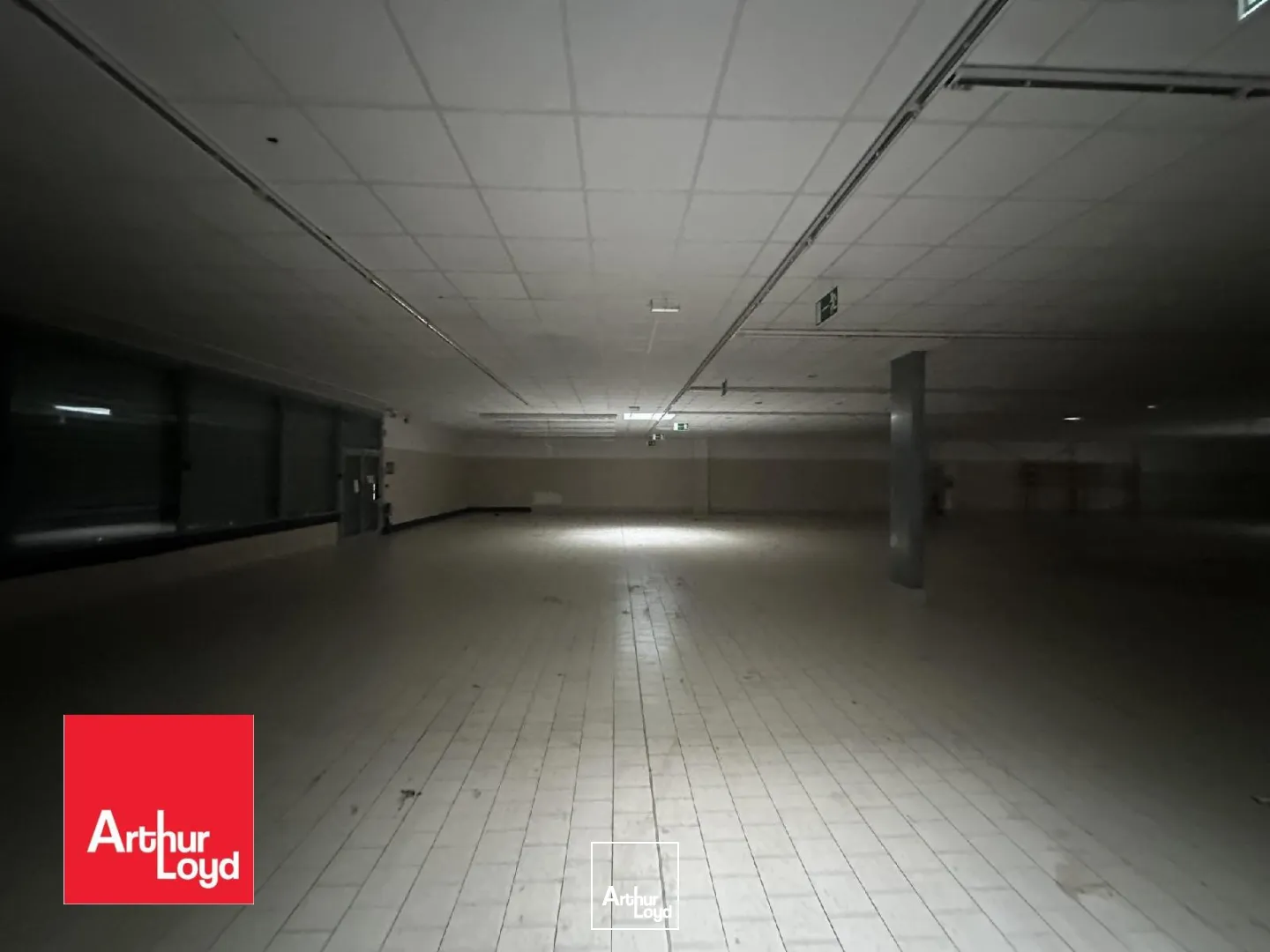 Locaux commerciaux - Location - VERNOUILLET - 28500 - 1200-1200 - 7608350