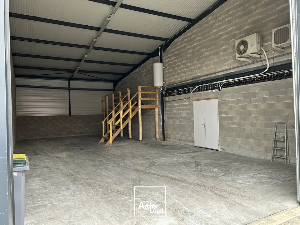 Locaux d'activité & Entrepôts - Location - RUFFEY LES ECHIREY - 21490 - 320-320 - 7608477