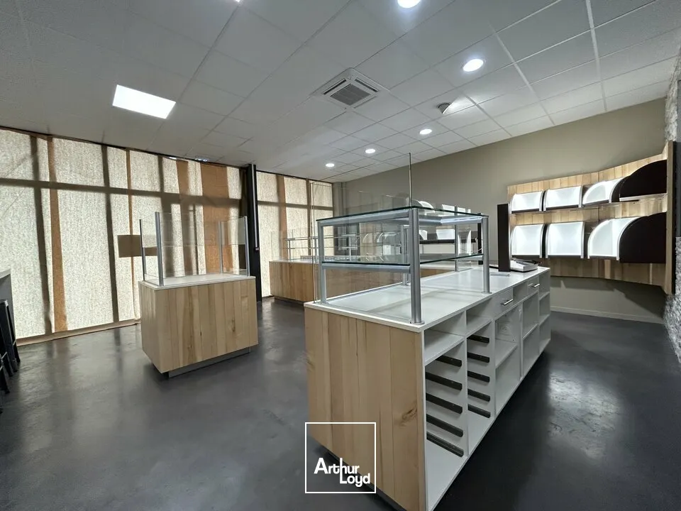 Locaux d'activité & Entrepôts - Vente - DISSAY - 86130 - 1737.57-1737.57 - 7608506