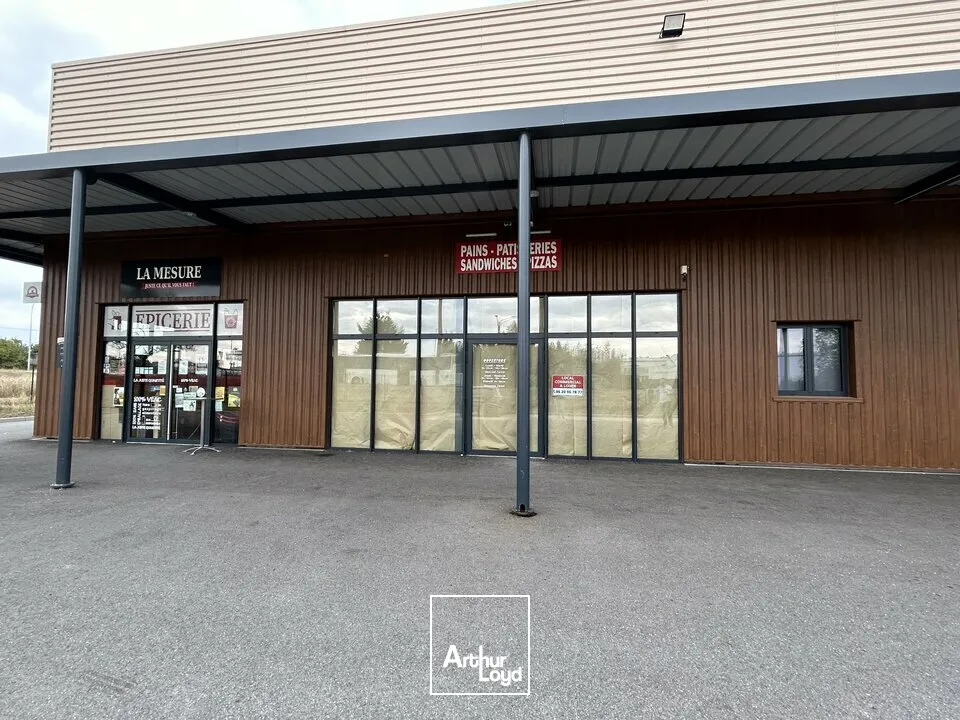 Locaux d'activité & Entrepôts - Vente - DISSAY - 86130 - 1737.57-1737.57 - 7608507