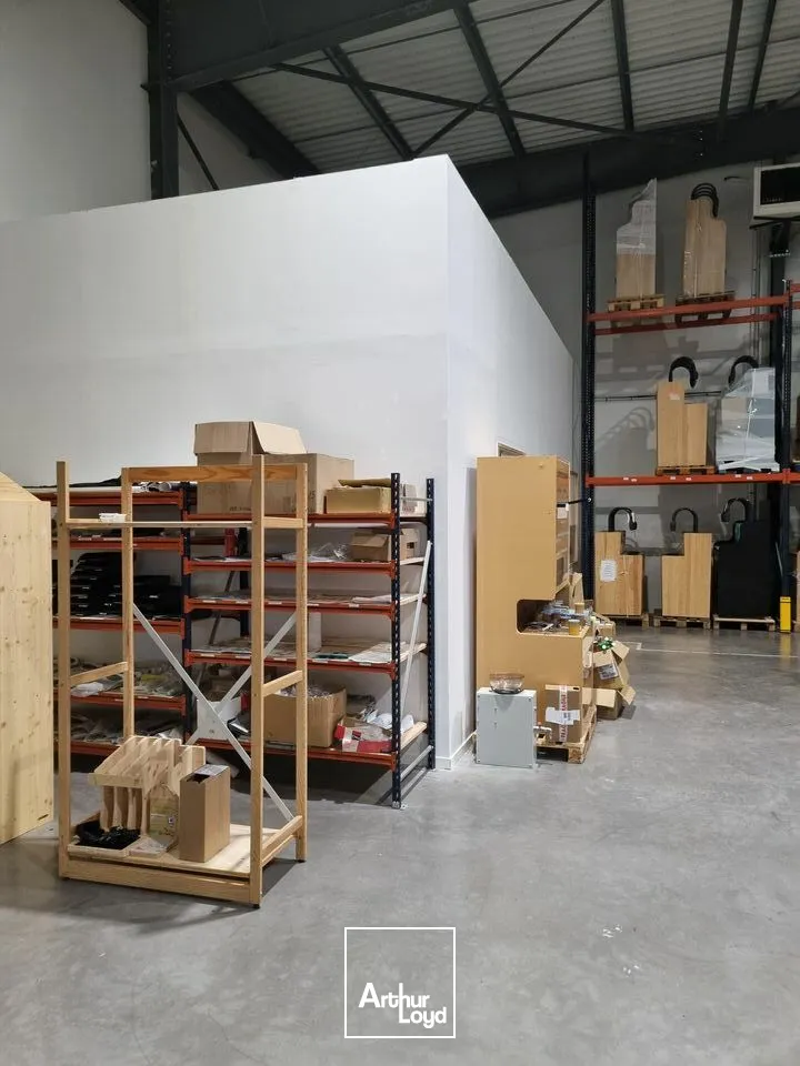 Locaux d'activité & Entrepôts - Vente - DISSAY - 86130 - 1737.57-1737.57 - 7608499